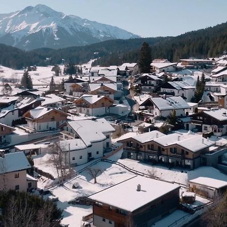 Triple A Chalets Seefeld in Tirol Eksteriør bilde